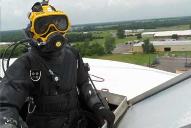 water tank cleaning